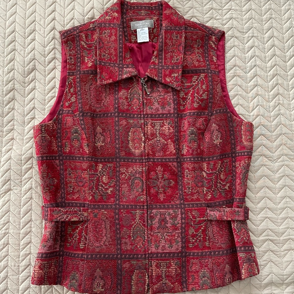 Territory Ahead vest. Festive, warm red tapestry pattern, like new, size 10.